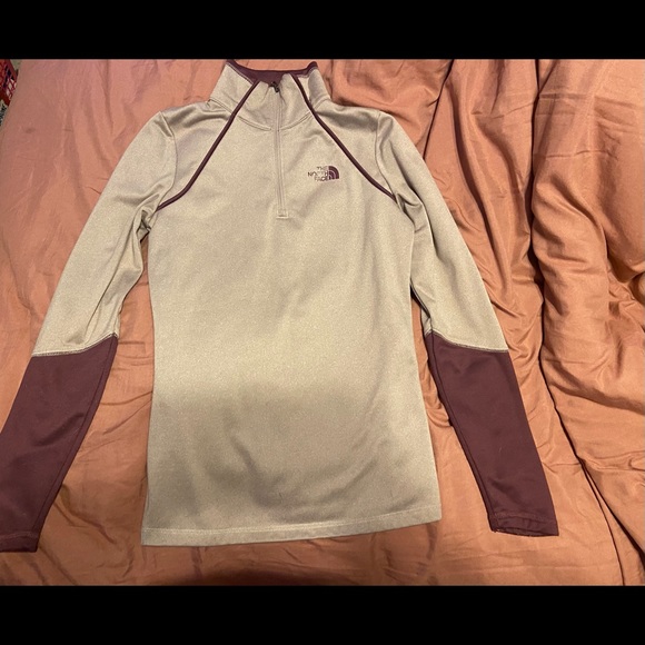 XS North Face Quarter Zip - Picture 3 of 6